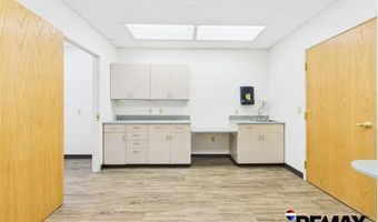 156 N 6th St, Basin, WY 82410