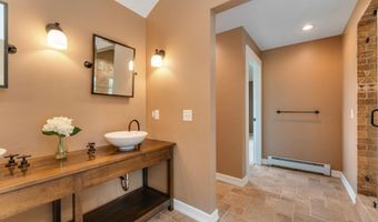 110 Stone Hill Rd, Bolton, VT 05464