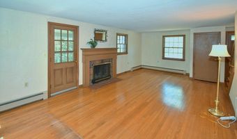 4 Applecrest Rd, Andover, MA 01810
