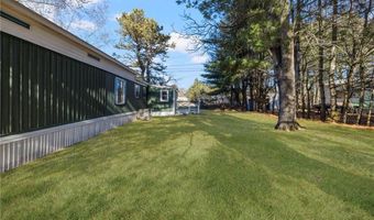 12 Valiant Dr, Coventry, RI 02816