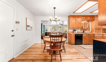 3418 N Red Oak Dr, Boise, ID 83703