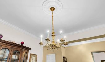 18 Powderhorn Way, Allentown, NJ 08501