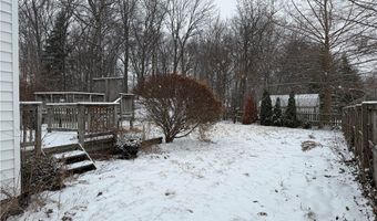 749 Regina Dr, Vermilion, OH 44089