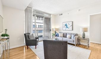 820 N POLLARD St 801, Arlington, VA 22203