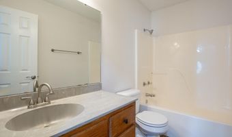 218 Hunters Run Dr, Benton, AR 72015