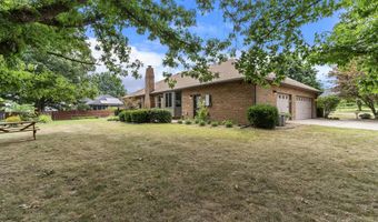 1965 W Cardinal Ln, Aurora, MO 65605