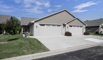 1614 STANTON Cir, Appleton, WI 54915