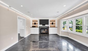 590 Lloyd Rd, Aberdeen, NJ 07747