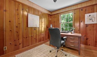 215 WARDOUR Dr, Annapolis, MD 21401
