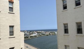 400 Deal Lake Dr 8F, Asbury Park, NJ 07712