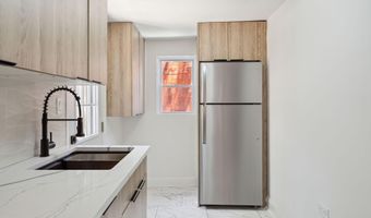 7 E OXFORD St, Philadelphia, PA 19125