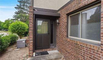 931 Trimble Dr, Akron, OH 44307