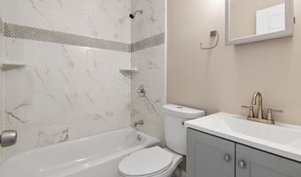 3022 E FAYETTE St A, Baltimore, MD 21224