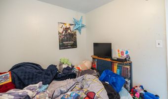 19 Granite St, Auburn, ME 04210