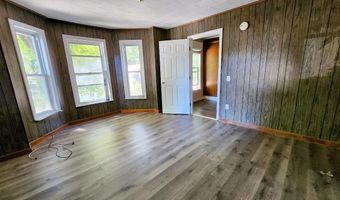 69 Walter St, Bangor, ME 04401