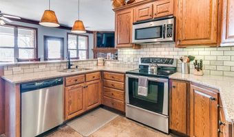 46 W Shore Dr, Arcadia, OK 73007