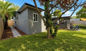 1050 Blackwood St, Altamonte Springs, FL 32701