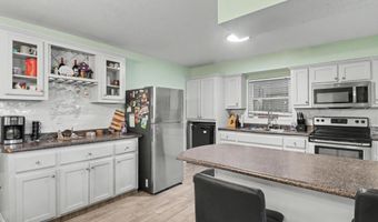 323 Rich Ave, Biloxi, MS 39531