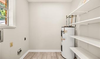 925 OLA Ln, Alexandria, LA 71303