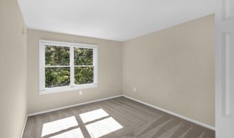 2206 FORT WARD Pl, Alexandria, VA 22304