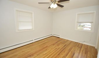 49 Delafield Dr, Albany, NY 12205