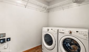 708 13th St SW, Altoona, IA 50009
