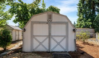 19600 S SOUTH END Rd, Oregon City, OR 97045