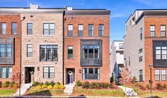43420 GRANDMOORE St, Ashburn, VA 20148