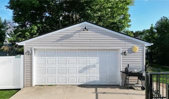 607 13th Ave SW, Austin, MN 55912