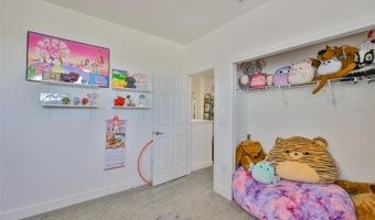 6215 VOYAGERS Pl, Apollo Beach, FL 33572