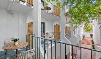 207 S PATRICK St 204, Alexandria, VA 22314