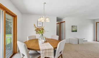 1405 Nile Kinnick Dr S, Adel, IA 50003