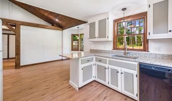 49 Horseshoe Dr, Bellingham, MA 02019