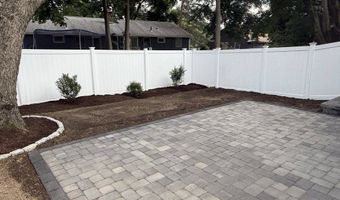 350 South Rd, Bedford, MA 01730