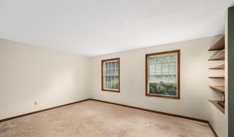 196 Pickerel Lake Rd, Colchester, CT 06415