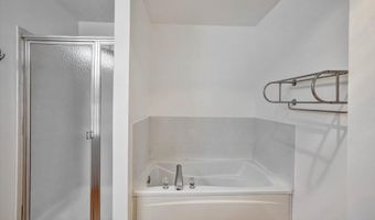 3708 EXCALIBUR Ct 201, Bowie, MD 20716