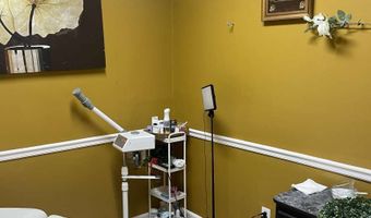 957 M L King Jr Dr NW, Atlanta, GA 30314