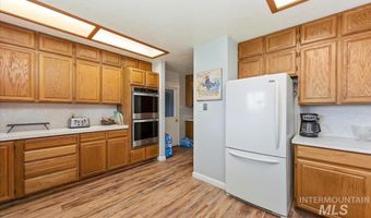 209 Fruitland Ave N, Buhl, ID 83316
