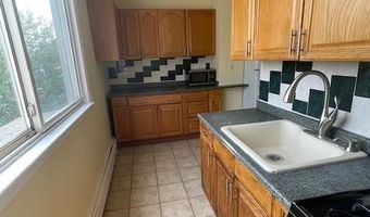 14 MEADOW St, Bayonne, NJ 07002