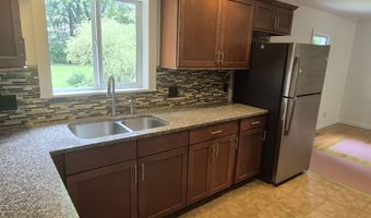 2 Dixon Rd, Danbury, CT 06811