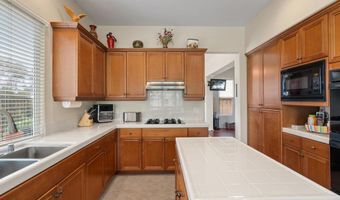 2225 David Pl, Carlsbad, CA 92008