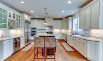 6109 KIRBY Rd, Bethesda, MD 20817