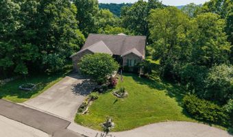 10458 Harmony Hills Dr, Aurora, IN 47001