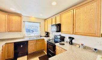 745 2ND St 8, Brookings, OR 97415