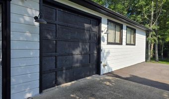 889 Old Grandview Rd, Beaver, WV 25813