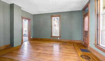 308 E Broad St, Angola, IN 46703