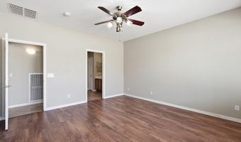 3220 E GLENEAGLE Dr, Chandler, AZ 85249