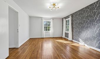 5001 W CEDAR Ln, Bethesda, MD 20814