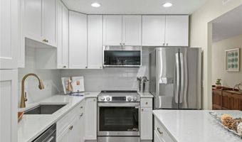 894 JONATHAN Way 3B, Altamonte Springs, FL 32701