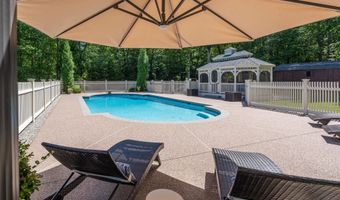 127 Hooksett Rd, Auburn, NH 03032